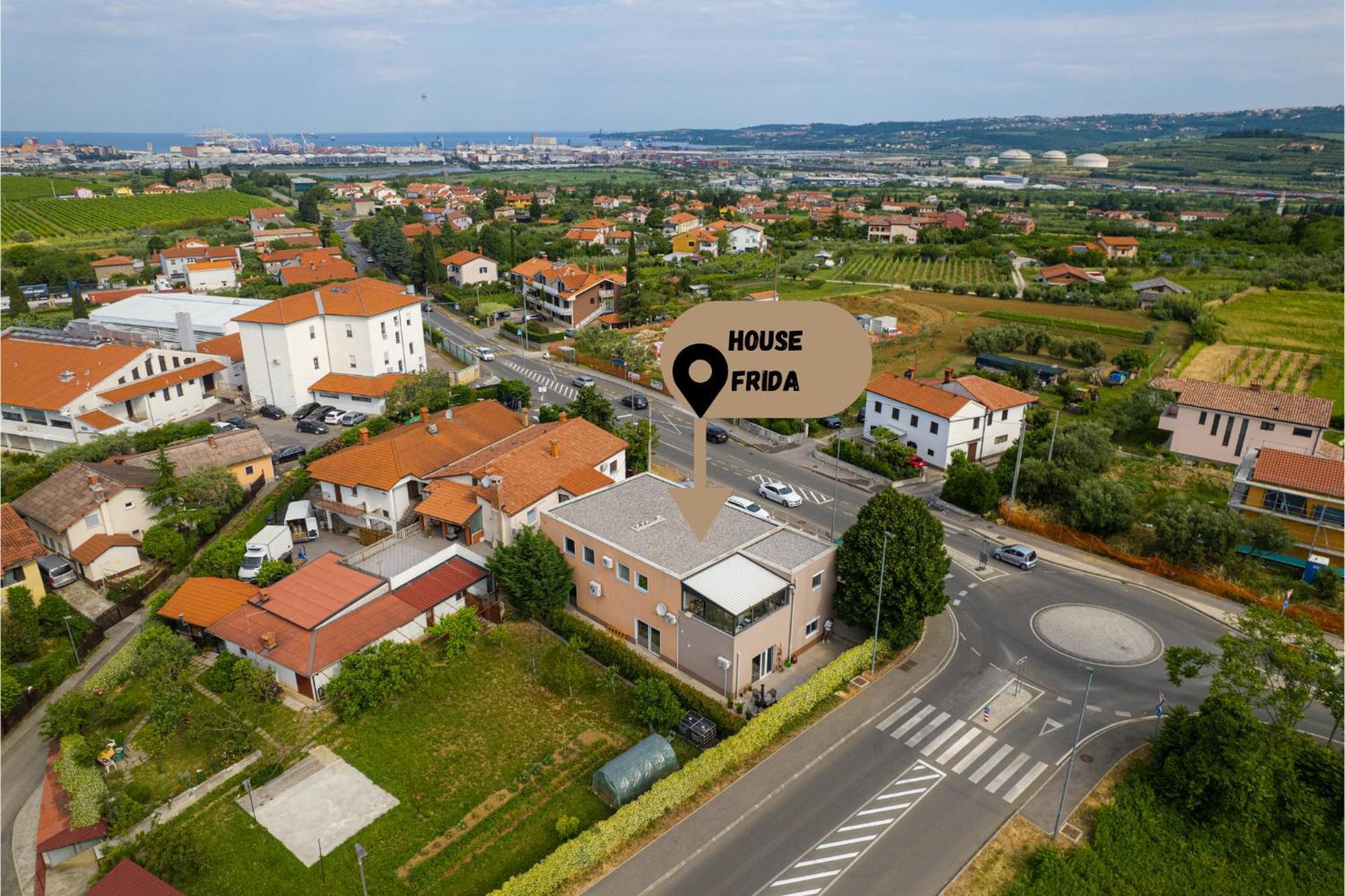 House Frida Apartment Koper Luaran gambar